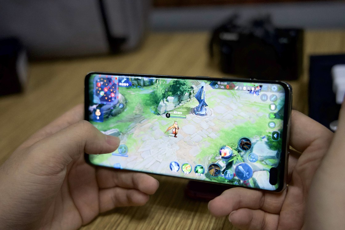 三星s10+现在还值得买么 (现在三星s10+还值得入手吗)