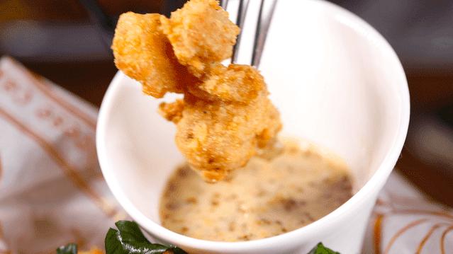 外国人喝中国精酿,泥煤味精酿