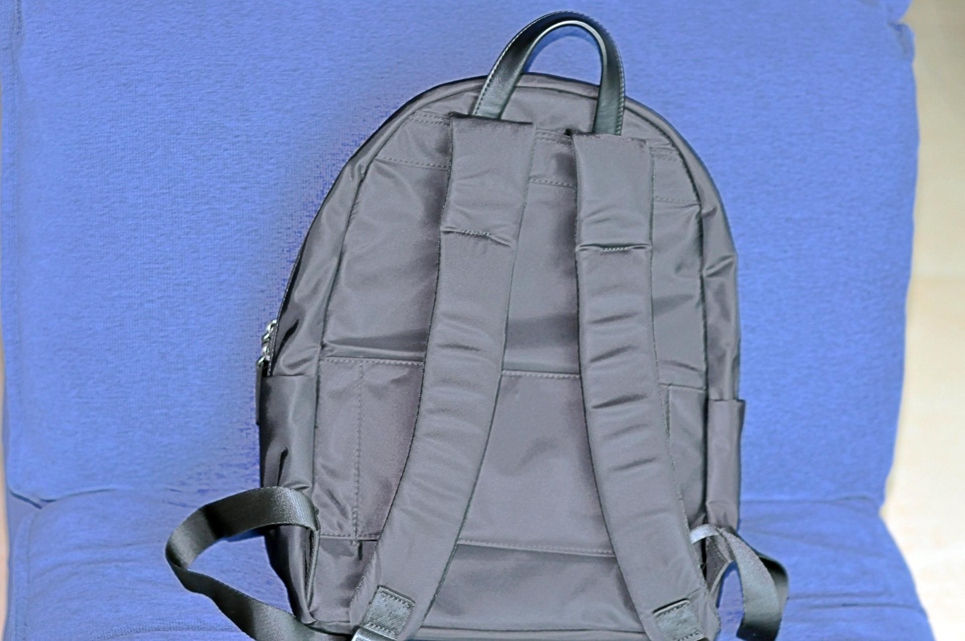 适合日常出行的小容量背包,什么背包适合商务出行和日常通勤