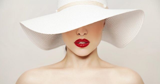 纹绣做唇哪种最好不伤唇,纹绣漂唇不够一个月再做的后果