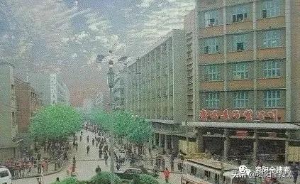 资阳和平路又到了飘“毛毛雨”的时候