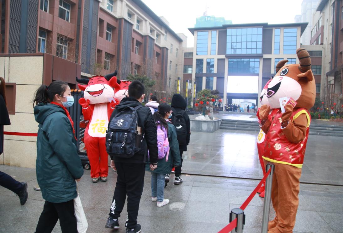 郑州经开外国语小学开学时间,郑州东区外国语小学开学