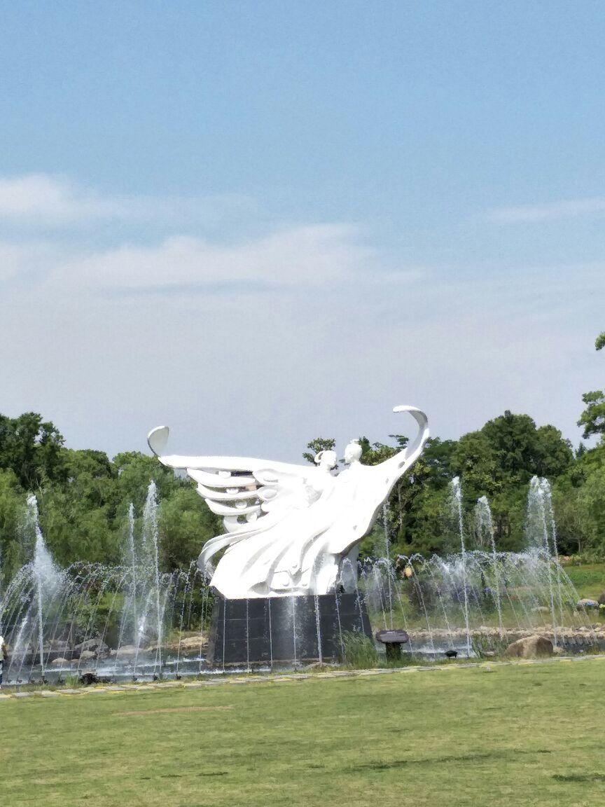 梁祝文化园是不是梁祝公园,宁波梁祝文化园