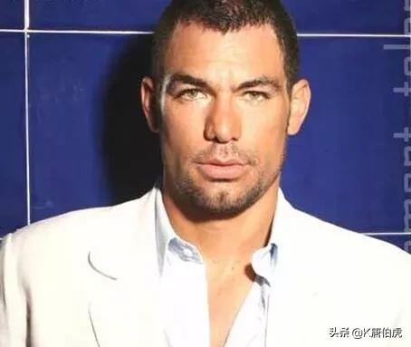 川足往事塔瓦雷斯,中超洛佩斯里卡多