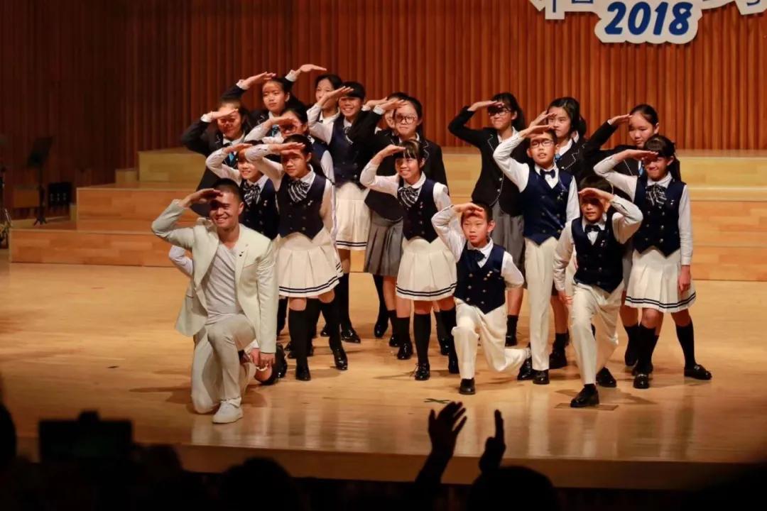 缇庝附鏍″洯鍏崇埍鎴愰暱,缇庝附鏍″洯闃冲厜鏄庡獨