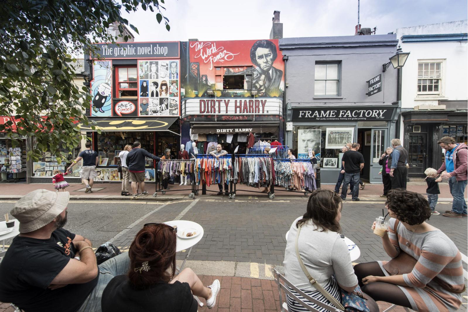 跟着旅行团去英国,跟旅游团去英国旅游