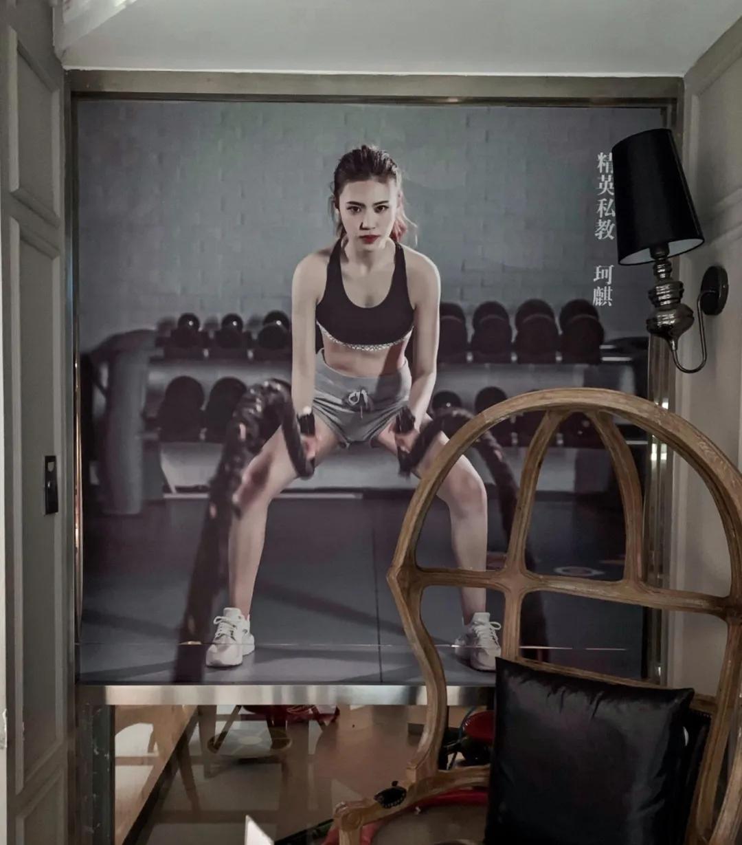 采访美女健身教练—珂麒——良辉访谈第47期