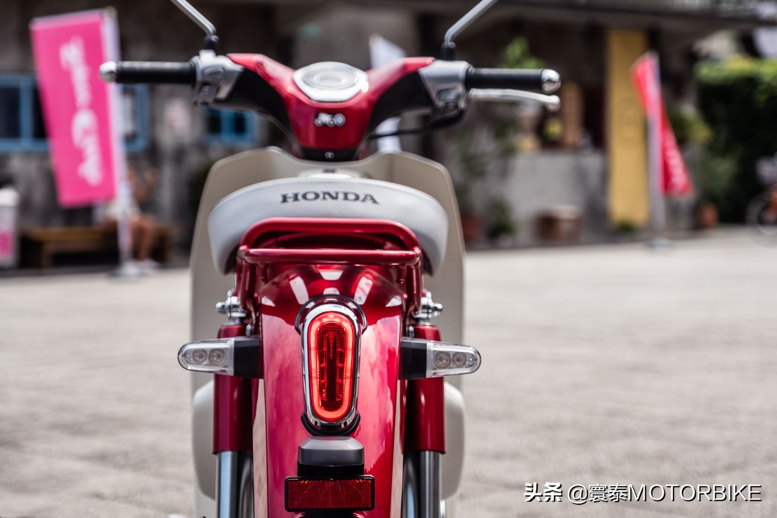 超级幼兽125和110区别,本田发布2022款supercub超级幼兽
