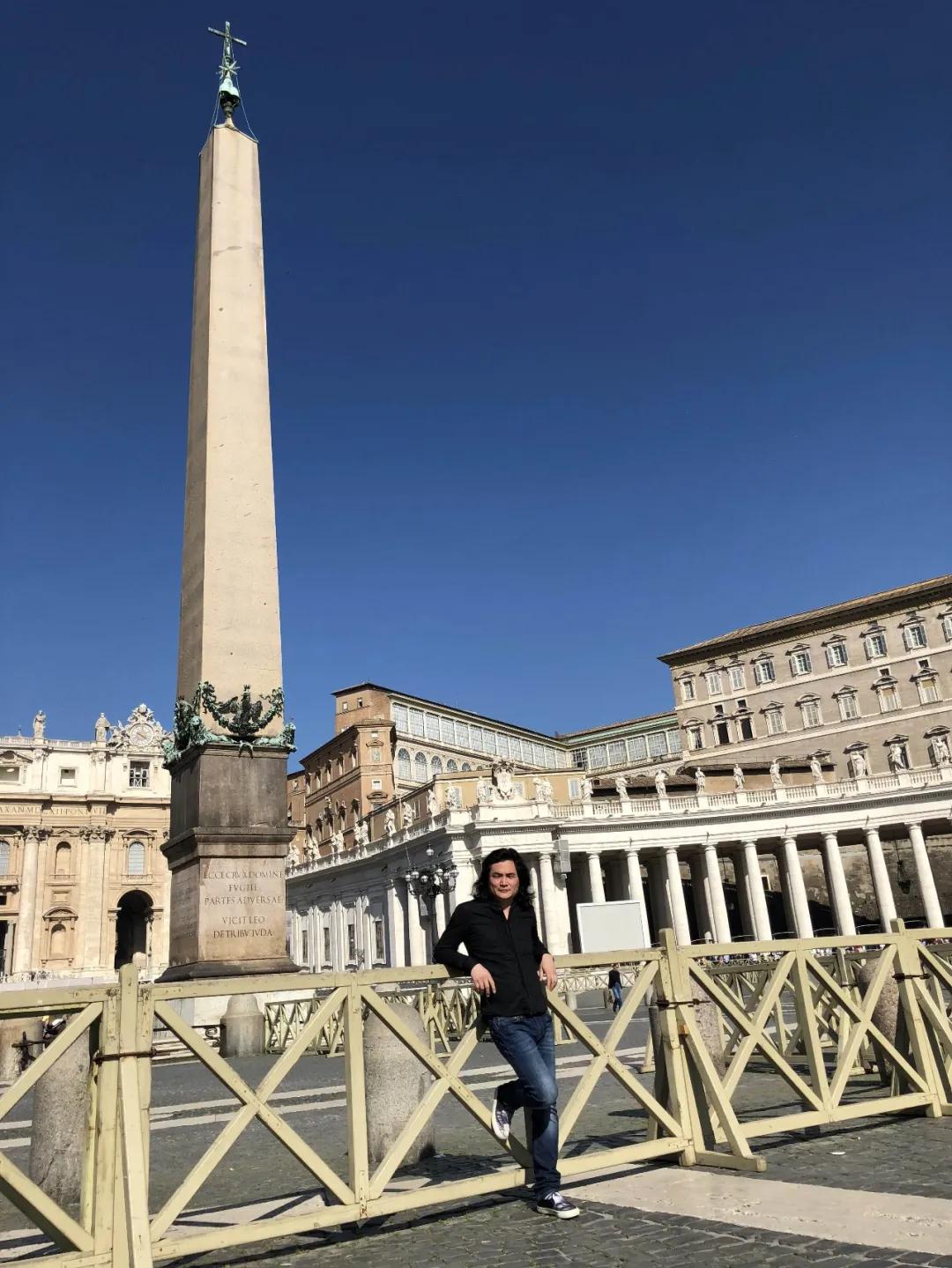 串个设计师の门|在设计的世界里“温和地唱着反调”：戴鹏