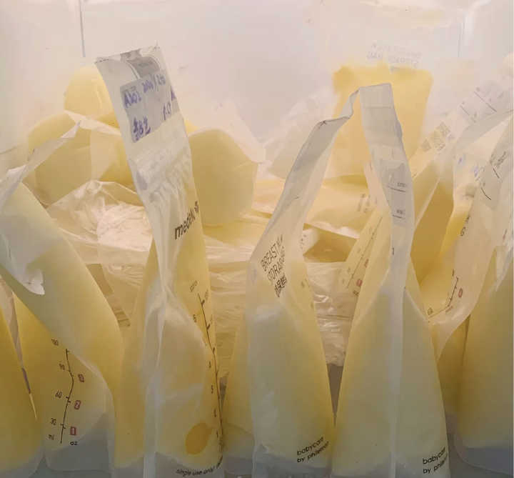 瓶喂母乳竟然有这么多好处！谁说母乳只能亲喂？刷新认知