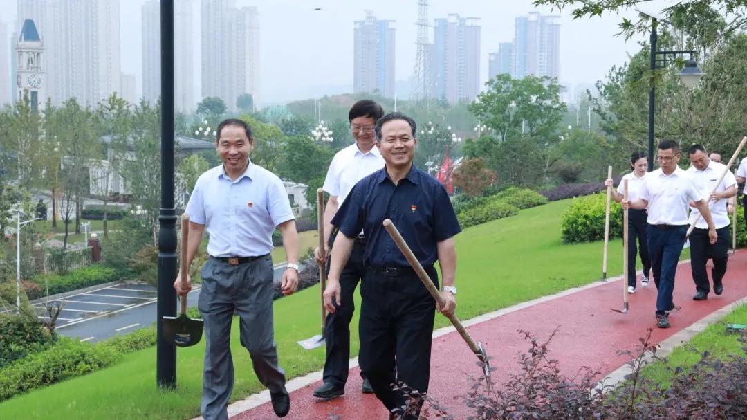 中学生美好成长的地方——江西师大附外（一所现代化的优质学校）简介