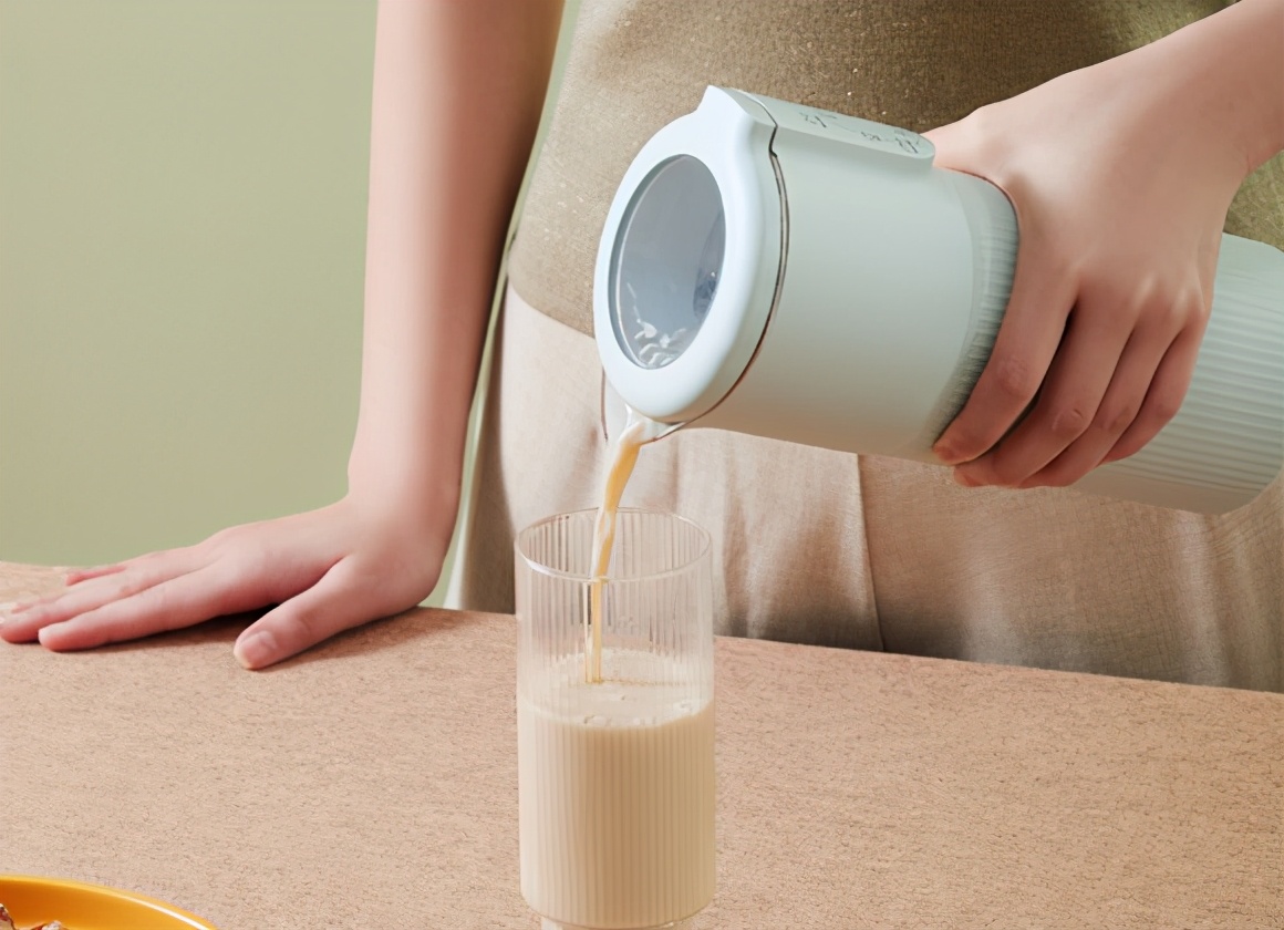 豆浆机苏泊尔好还是九阳豆浆机好,苏泊尔和九阳豆浆机哪个更实用