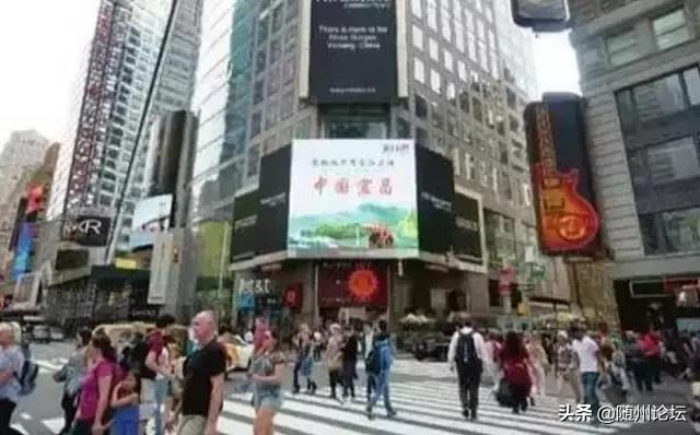 闅忓窞鍏冪礌,榛勫唸鍏冪礌浜浉绾界害鏃朵唬骞垮満