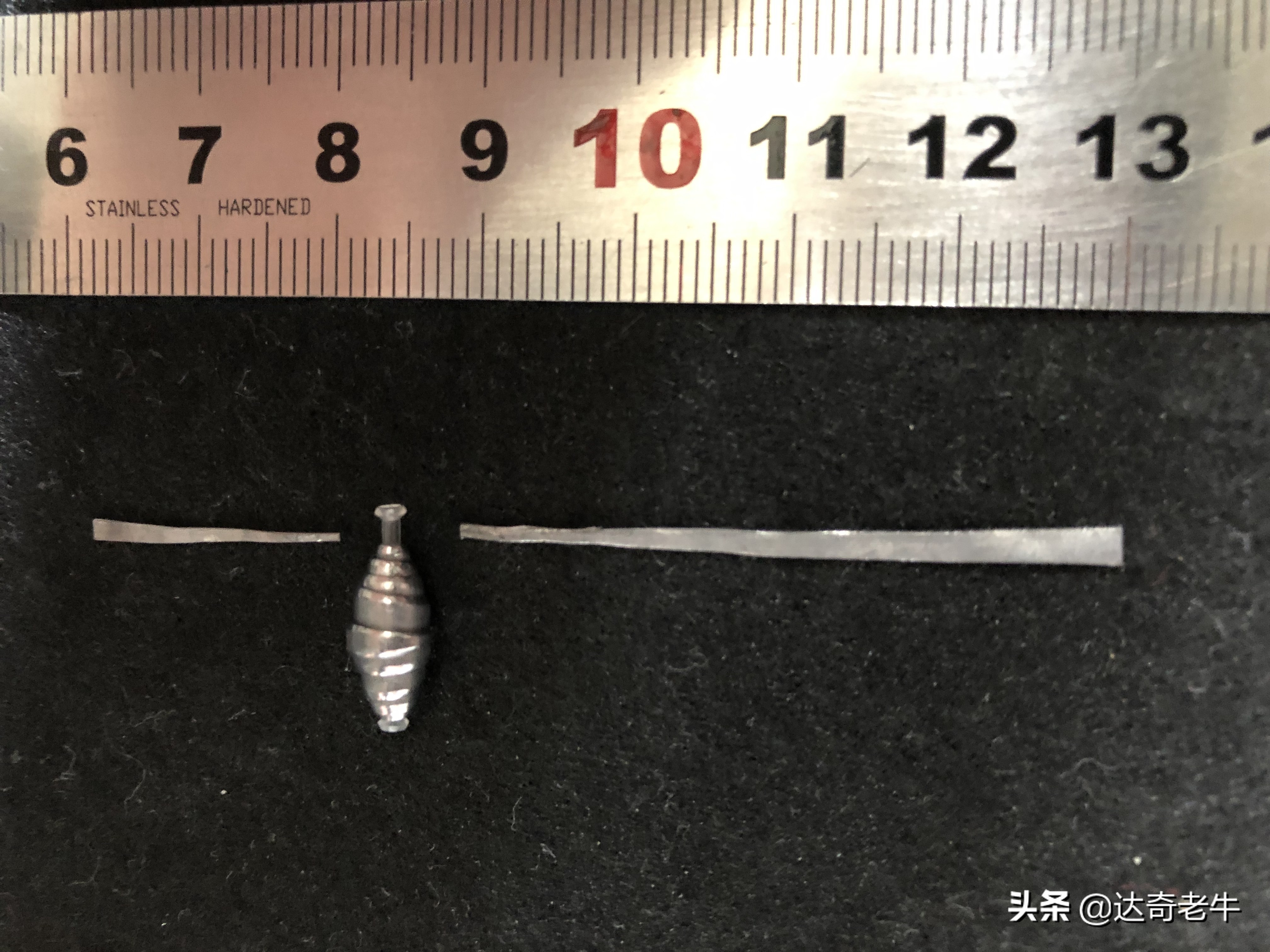 钓鱼挂铅调漂的正确方法,钓鱼卷铅的正确方法