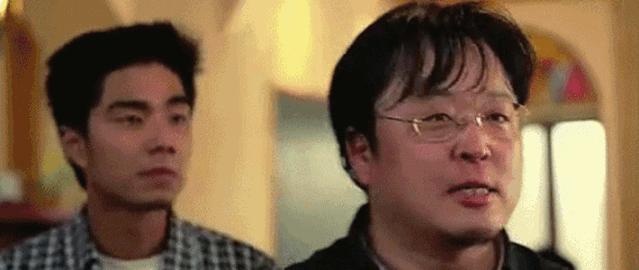 手机拍照周围虚化怎么调回正常,手机拍照为什么会越来越糊