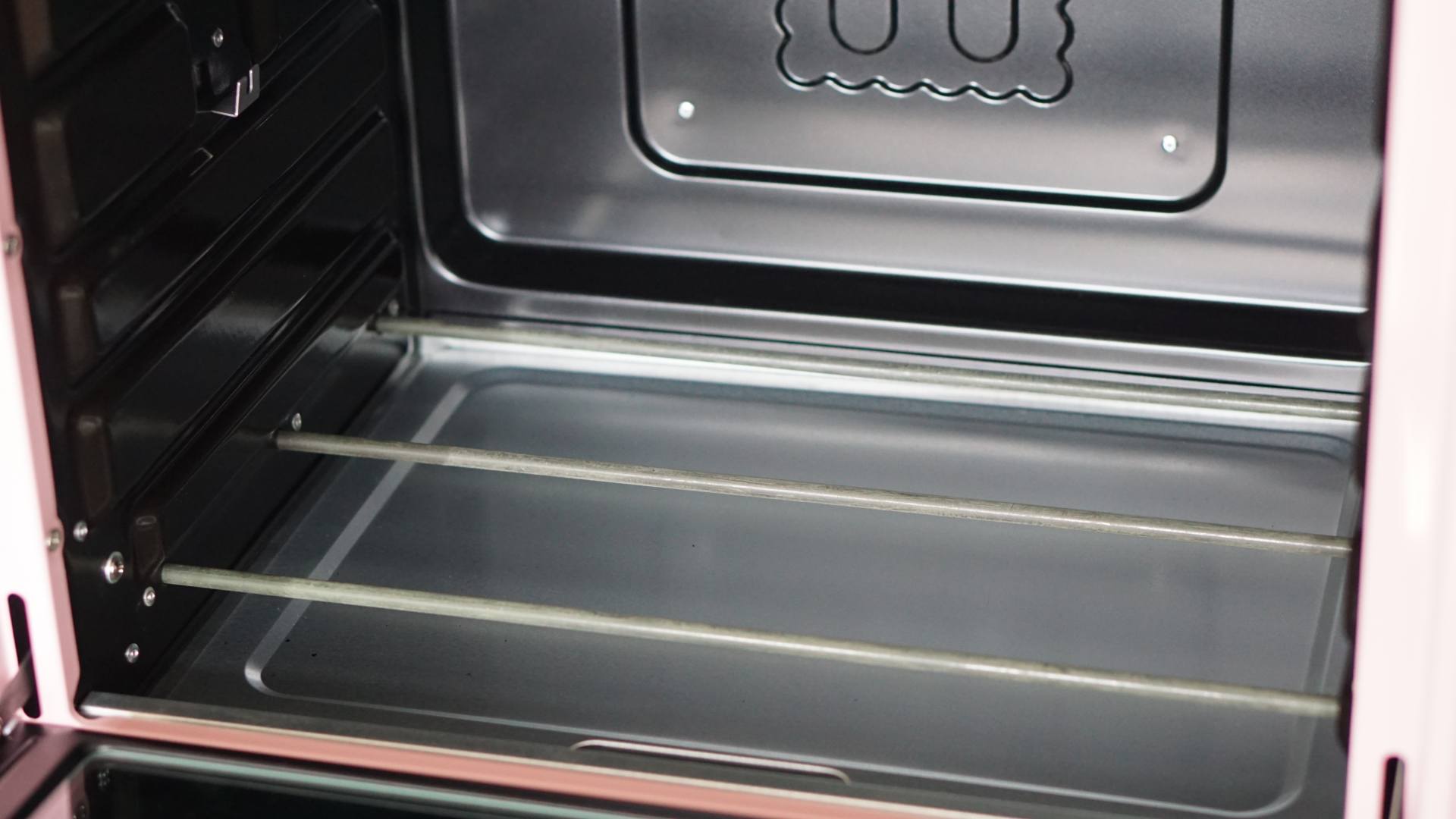 烘焙烤箱该如何选择,烘焙小白要准备哪些食材