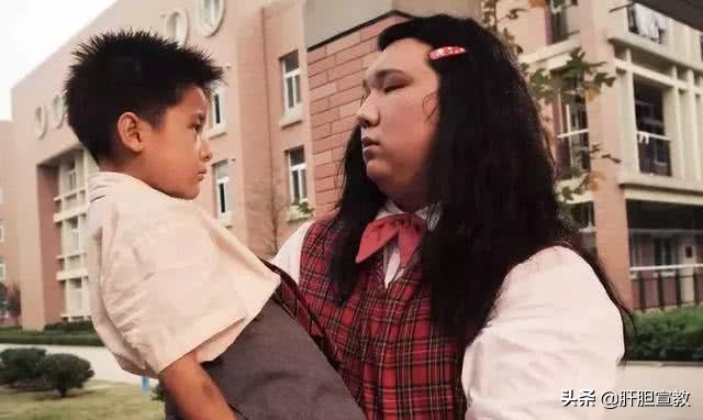 长江七号巨人班花的真实身份,长江七号老班花真人图