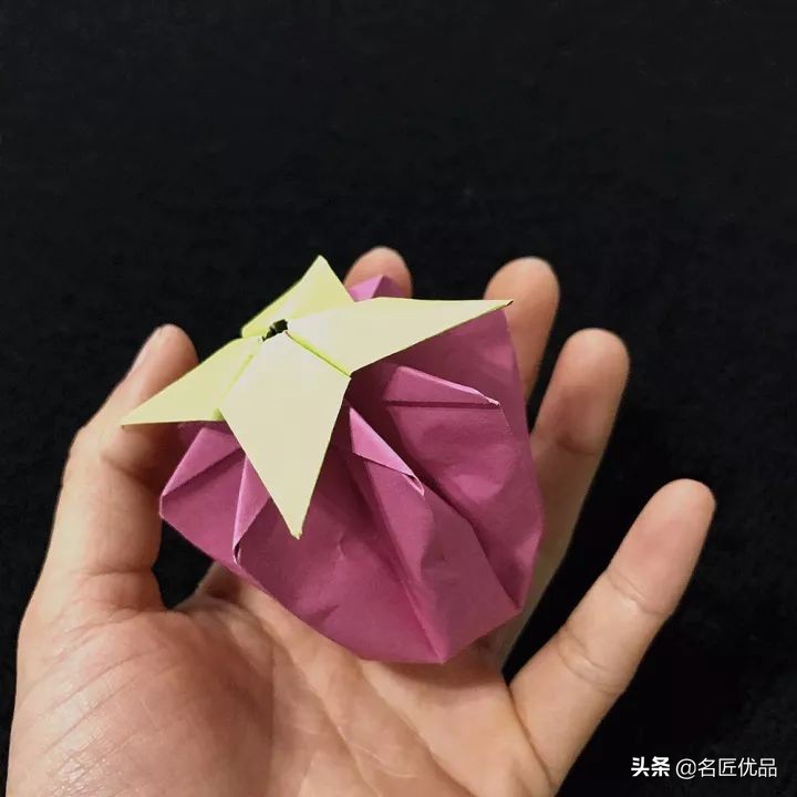 草莓叶子剪纸图,对称草莓剪纸