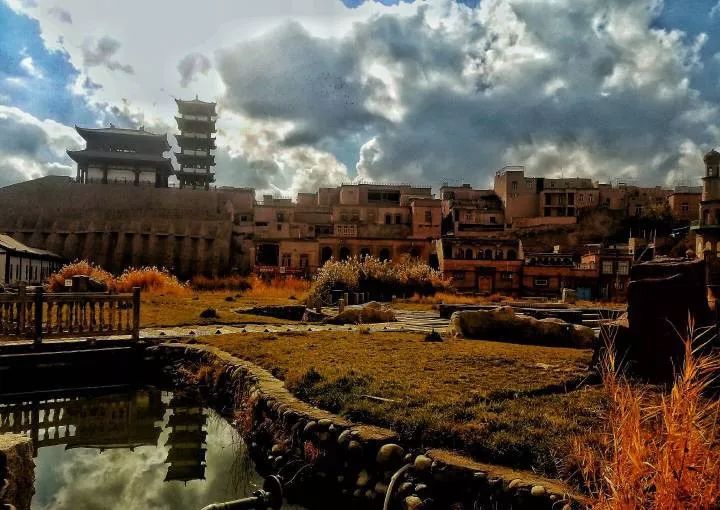 三山夹两盆指哪些山脉和盆地,三山夹两盆是哪几个山脉