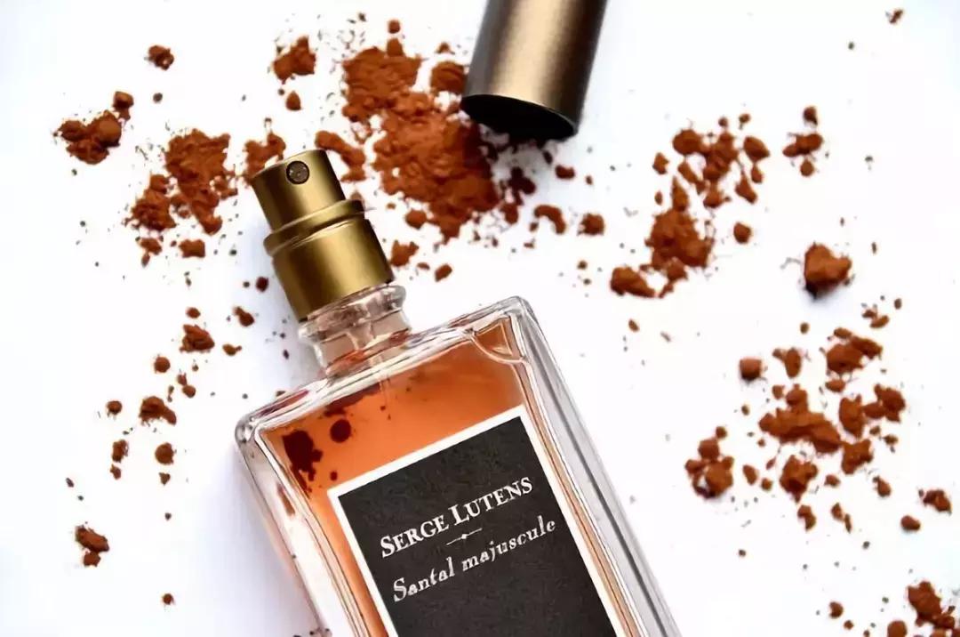 避免撞香,经典男香十大公认最好闻的男香