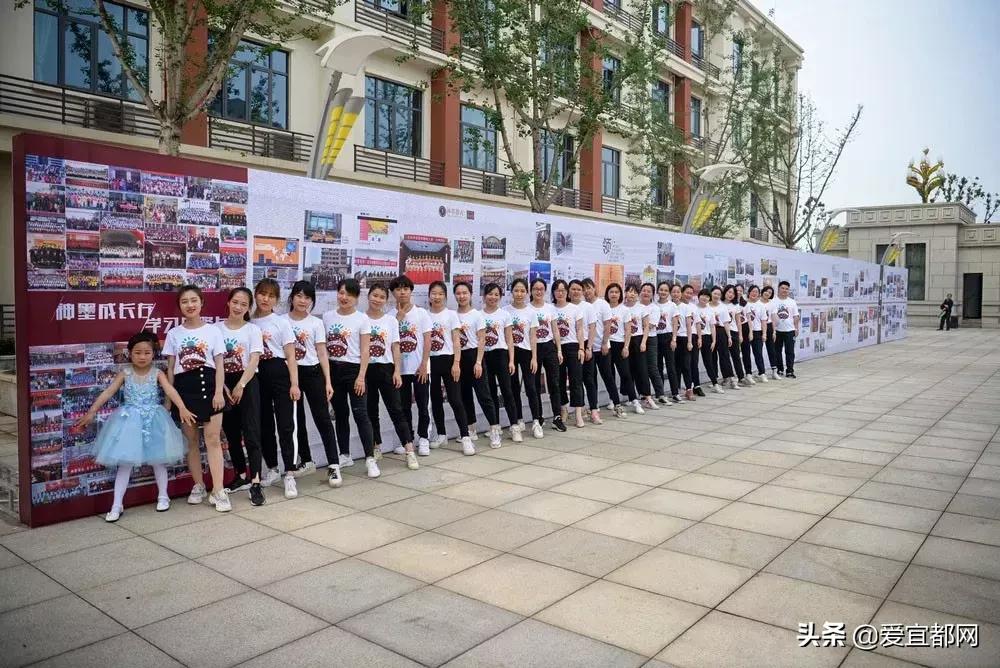 宜都市第四届“神墨杯”千名少儿多元才艺风采展，多图！！！