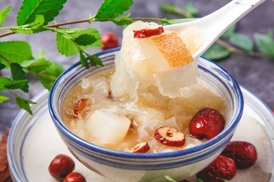 宝宝深秋秋冻防感冒技巧,几个月的宝宝在秋冬怎么预防感冒