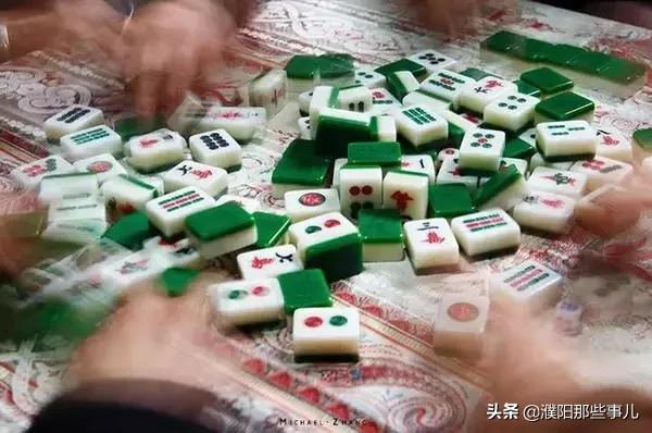 在自己县城工资低怎么办,在城市里工资少怎么生活