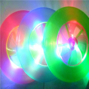 发光玩具对婴儿眼睛的伤害是什么,玩具强光对婴儿眼睛的伤害