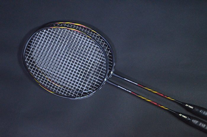 疾光1000尤尼克斯测评,尤尼克斯疾光800实战