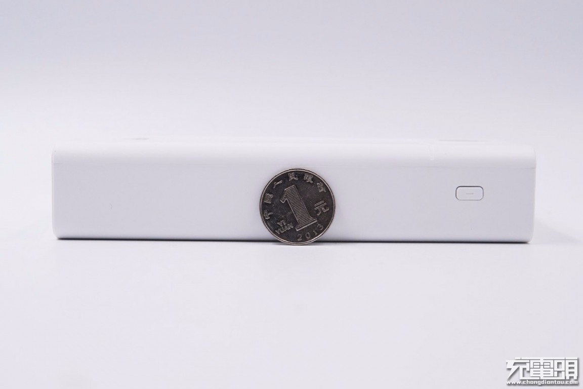 拆解aigo充电宝,aigo2000充电宝拆解