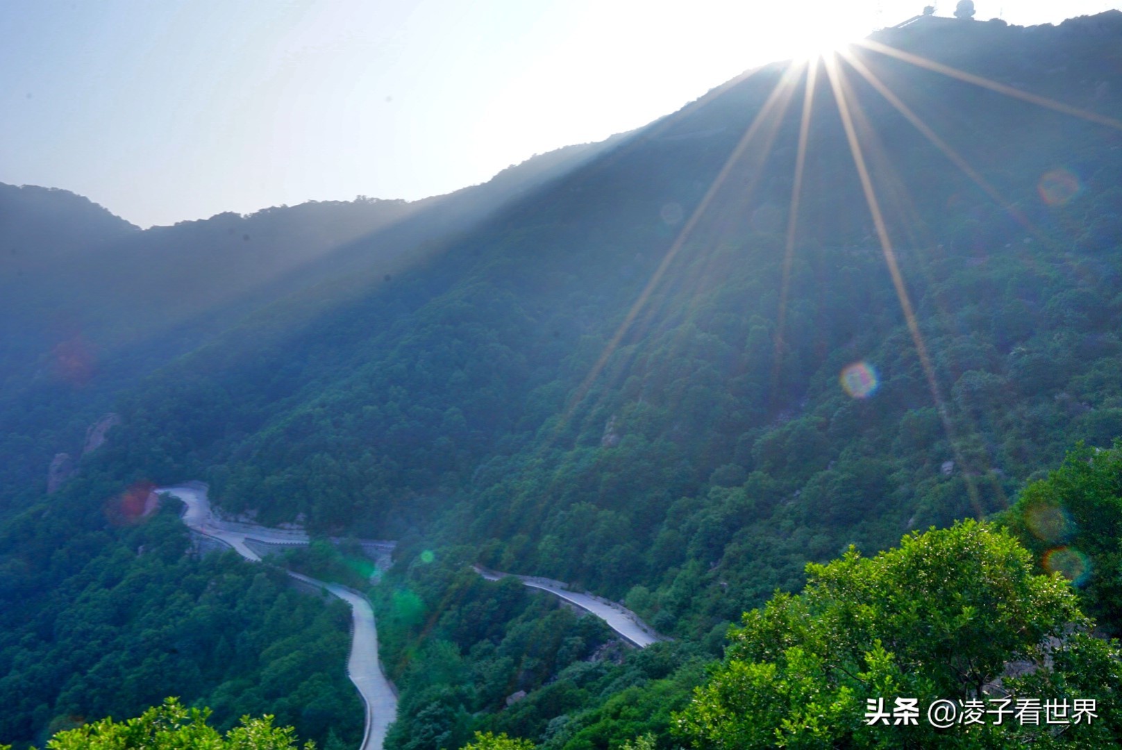 逃离北京40度高温,房山享受22度清凉,看银狐,逛古街吃铁锅炖