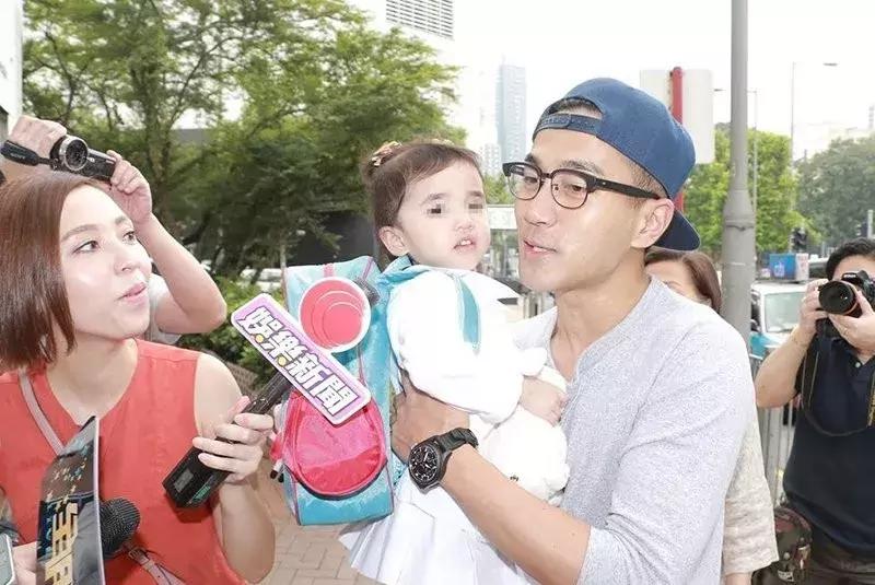 胡军和黄磊同框,胡军和黄磊