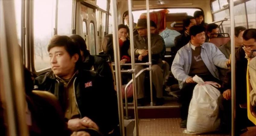 重庆公交车坠江事件有没有生还者,重庆公交坠江全部遇难