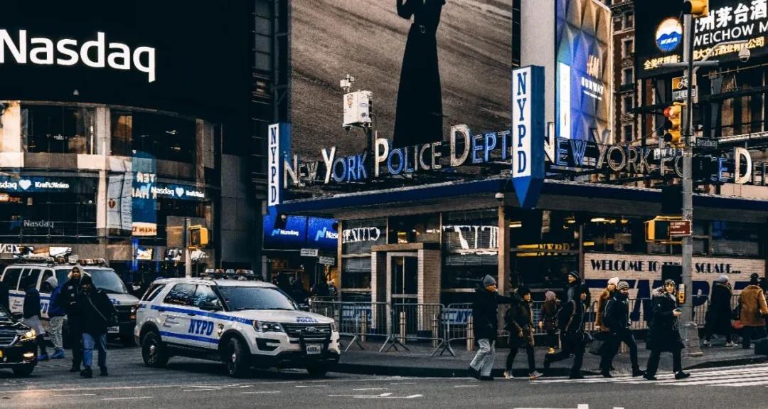 电商服务公司BigCommerce上市，股价首日一度大涨292%