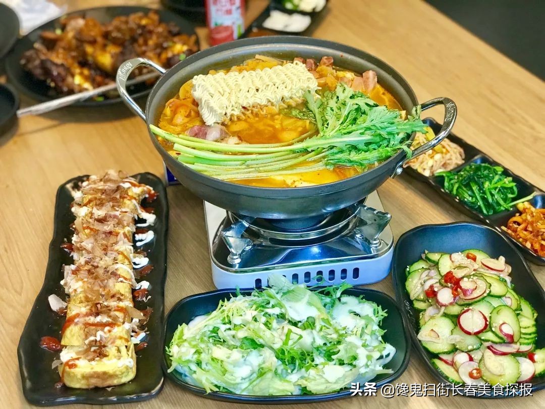 超好吃的烤大猪蹄子,长春最火的烤猪蹄