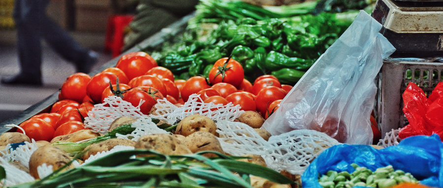 逛菜场撞上“生财之道”，王大爷动心后……