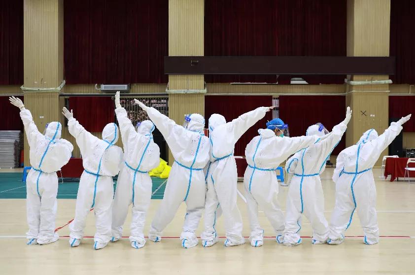 义无反顾守望同行,义无反顾基层护士的抗疫纪实