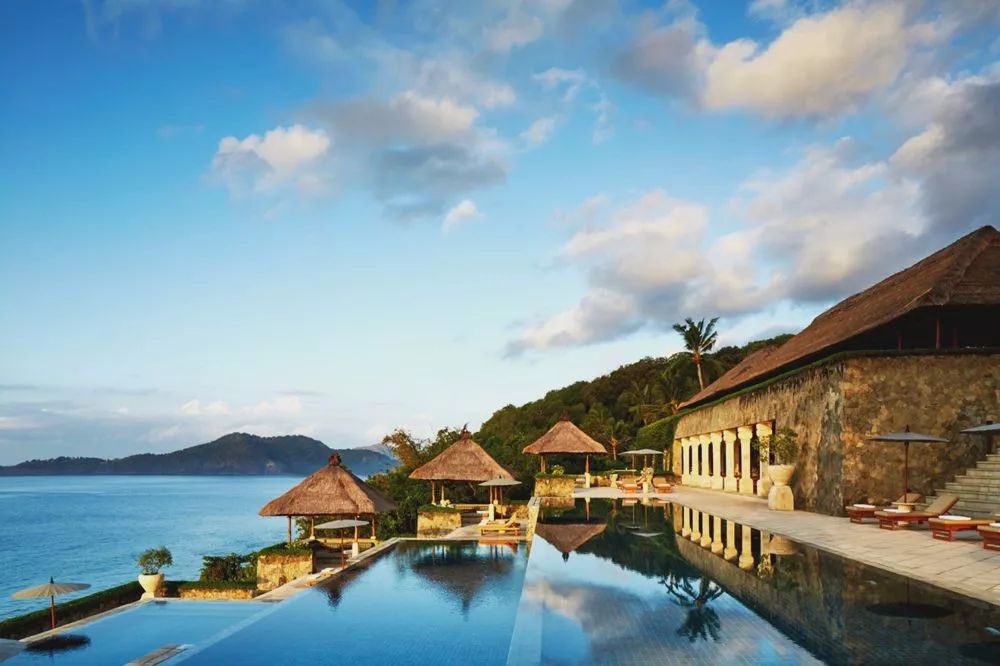 一晚80000，历时10年，耗资33亿的上海安缦，...