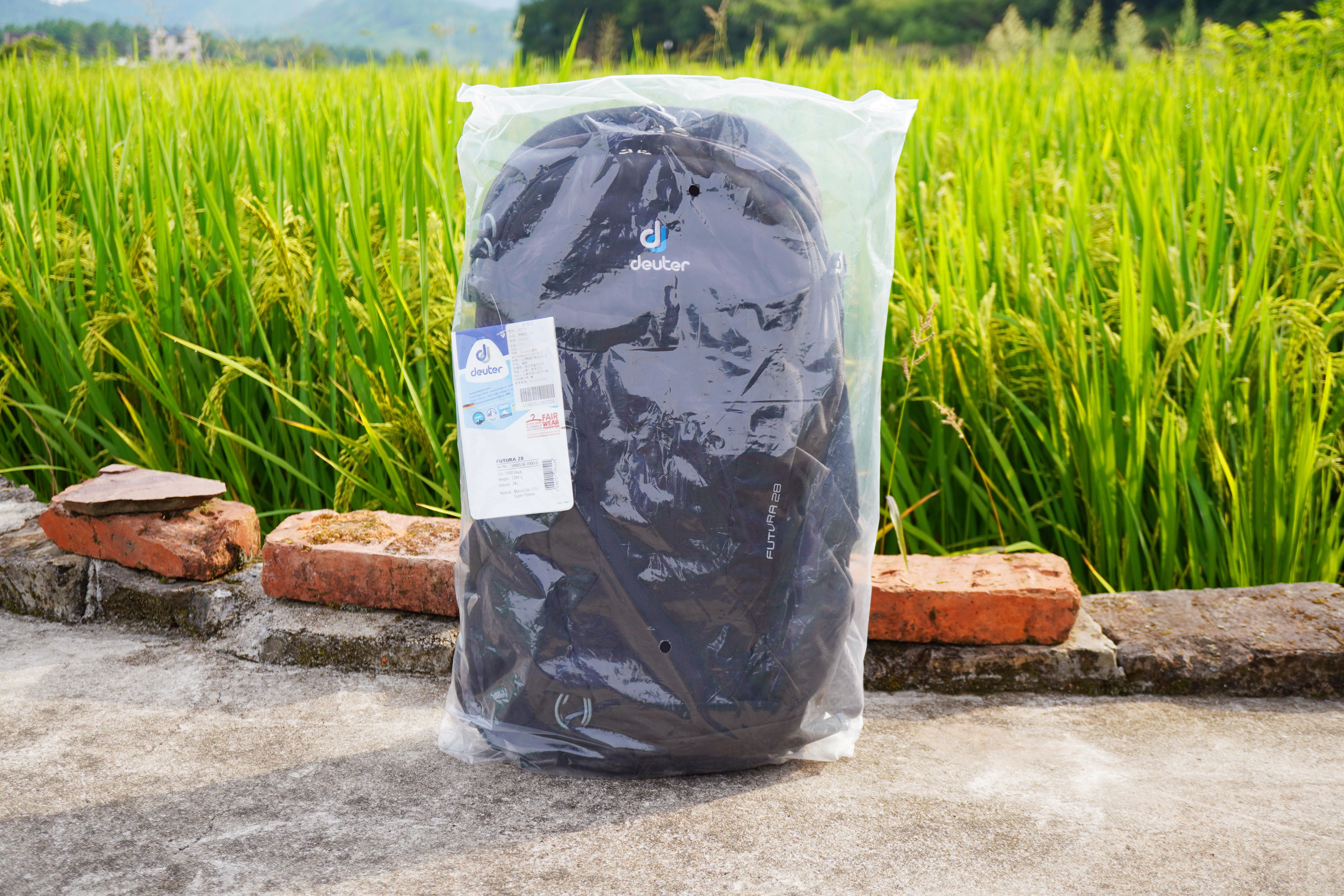 有容乃大，轻便上身——多特福特拉HIKING徒步旅行28L双肩背包