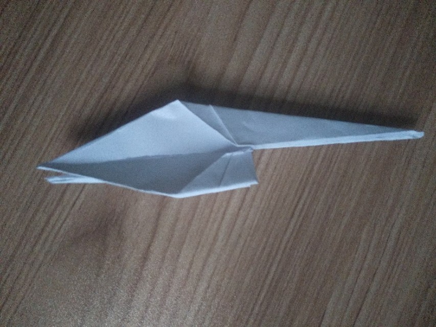 怎么折千纸鹤会飞,糖纸怎么折千纸鹤