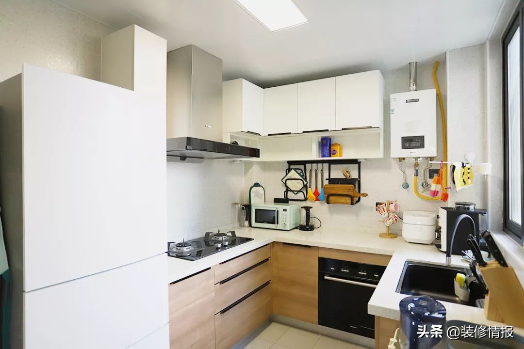 多层简约收纳书架,多层三角书架收纳