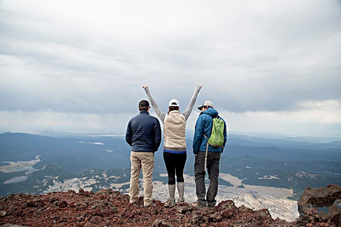 夫妻之间有矛盾作为朋友怎样劝,当夫妻关系朋友关系出现矛盾