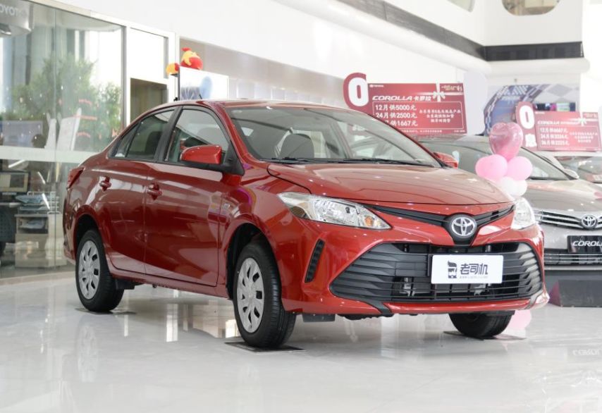 油耗低的几款神车,非国产又省油又抗揍的车落地15万