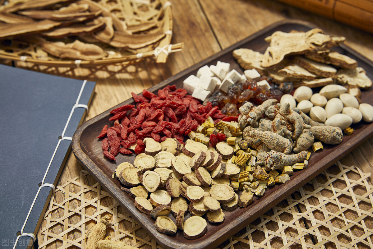 肚脐眼左边痛感是肾炎吗,肚脐左侧和左腰疼痛难忍是肾炎吗