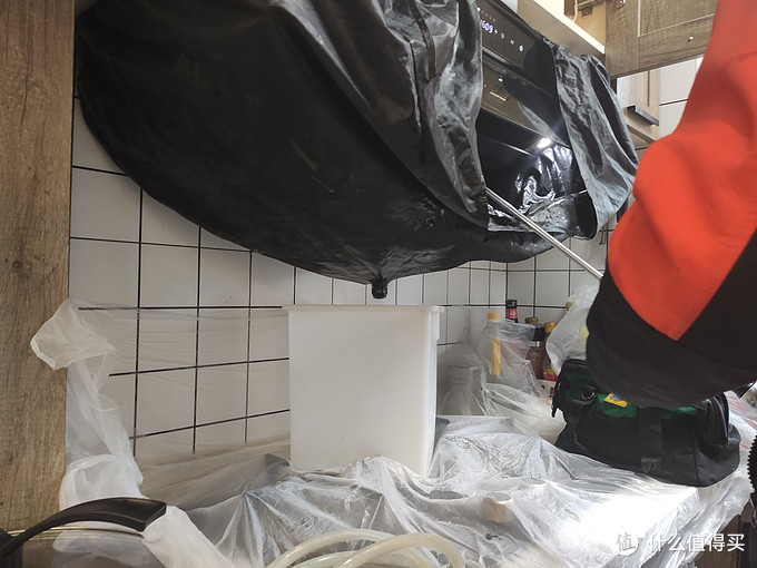 油烟机上门清洁服务,专业清洗厨房油烟机上门服务