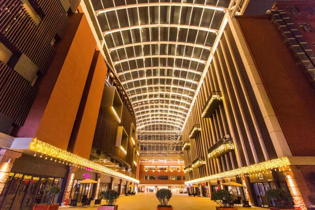 武汉如火如荼的夜生活,武汉夜晚生活记