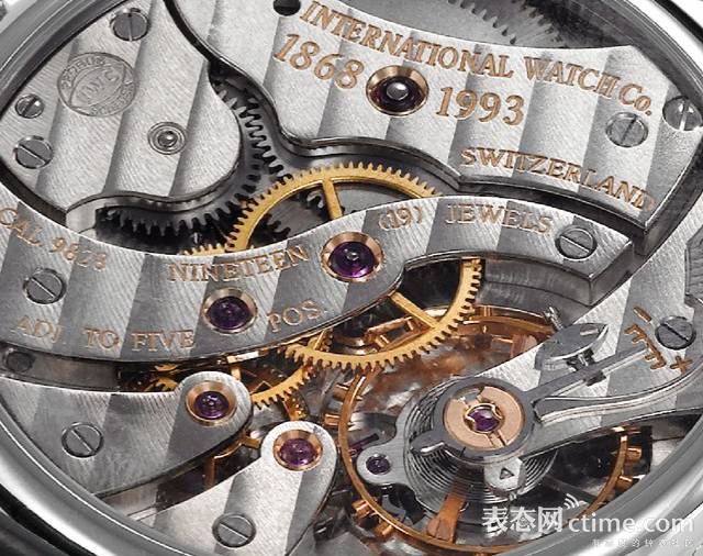 陈述一下IWC的“国籍”问题，因为江湖上老把它和“德表”挂钩