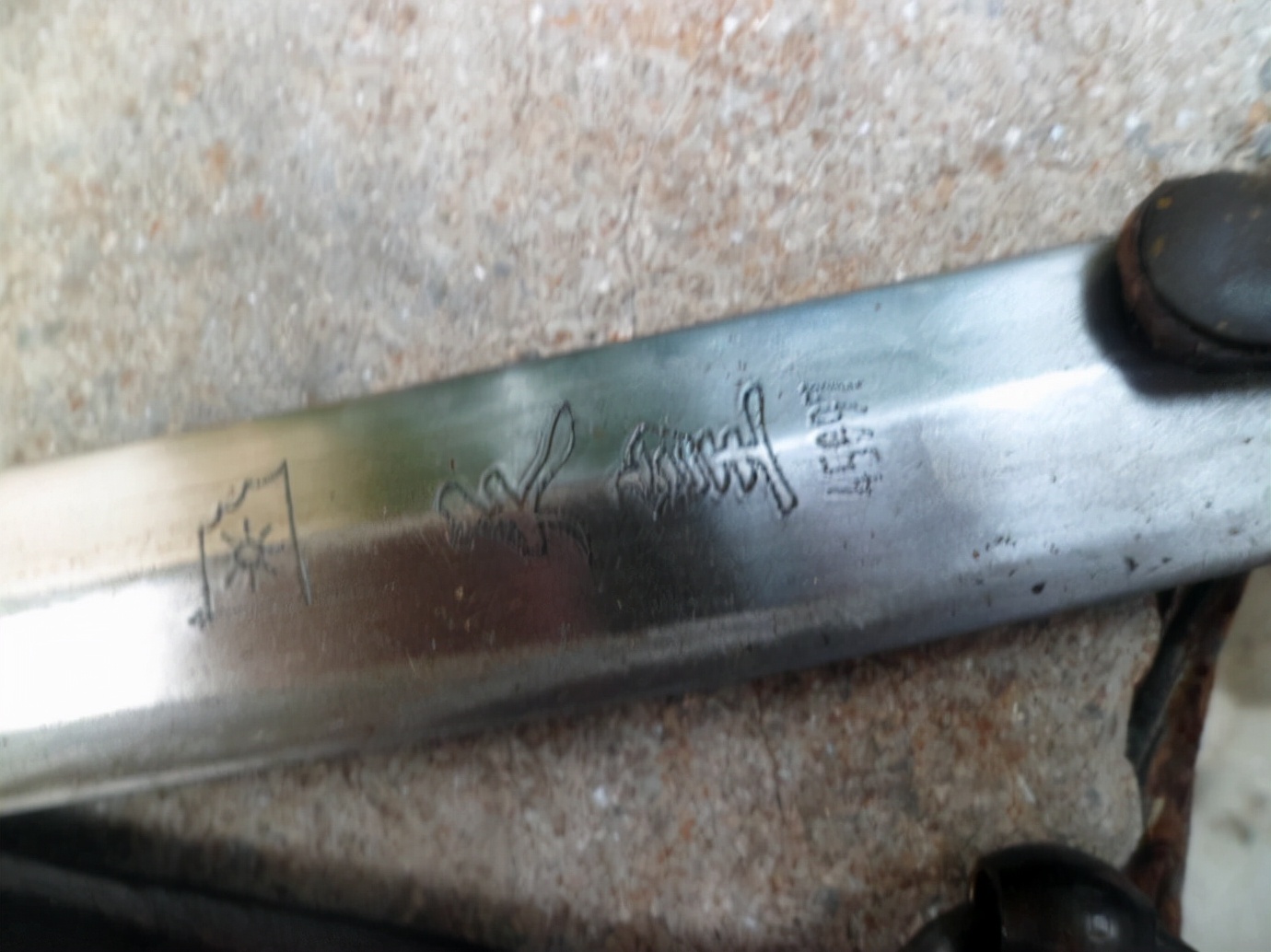 日本商人三千万只为购买一把刀，抗战老人直接拒绝：国耻不能忘