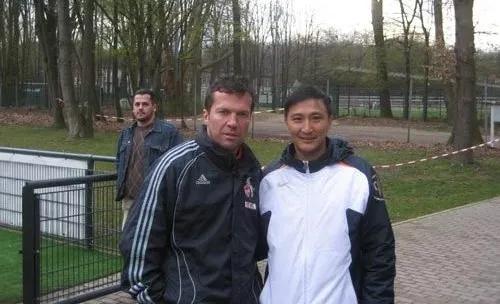 李刚小传丨武汉队的新任助教,李霄鹏的左膀右臂