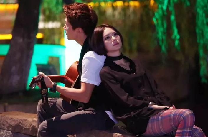 戚薇成功背后的辛酸,戚薇快乐何止这些